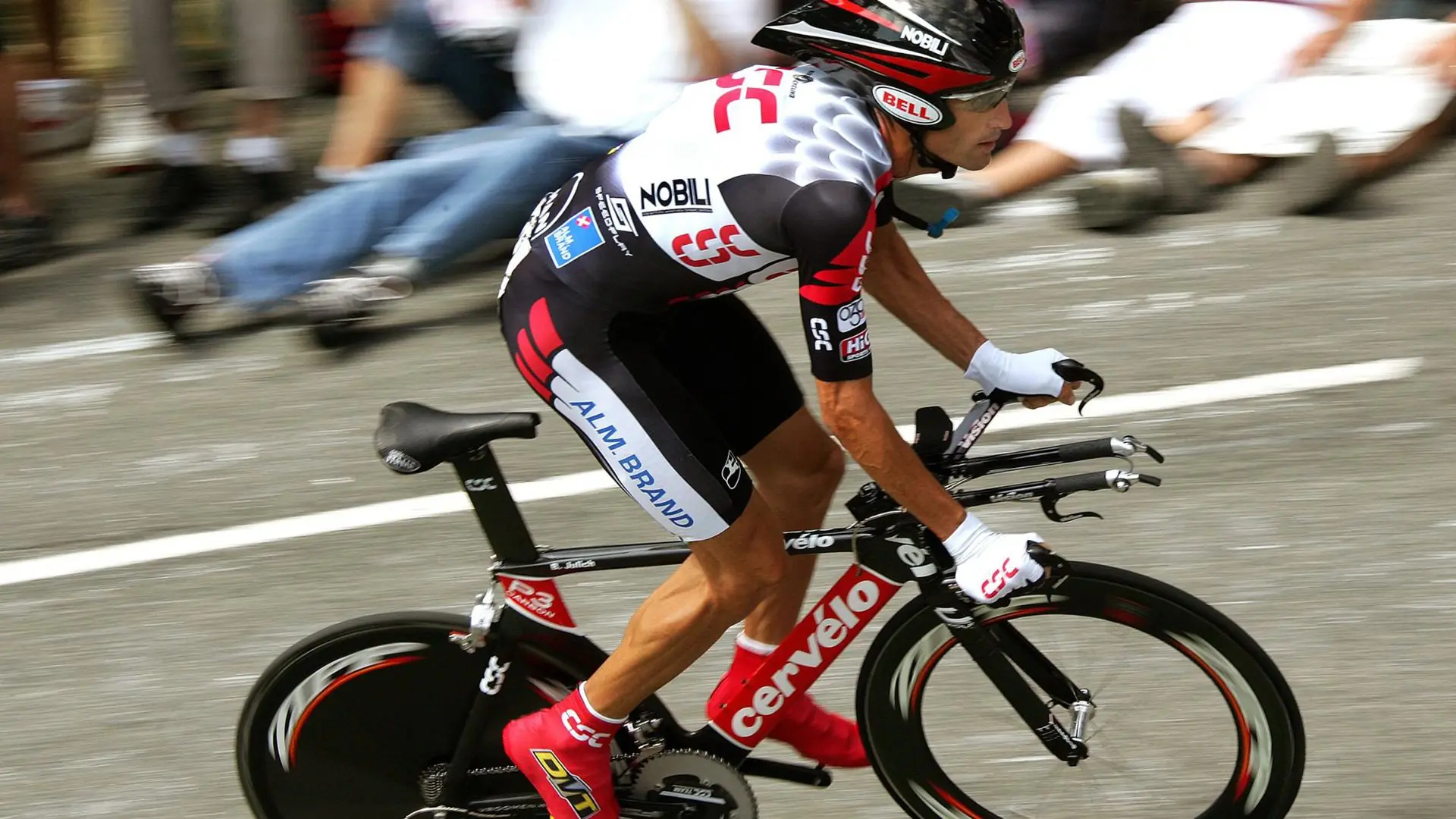 迈阿密热火“钢铁防线”让对手进退两难！，迈阿密热火队百度百科